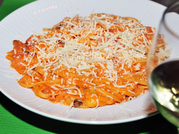 casa-bianca-thessaloniki-zimarika